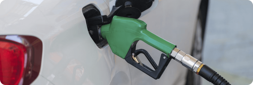 Цены на бензин в США опустились до минимума за последние два месяца