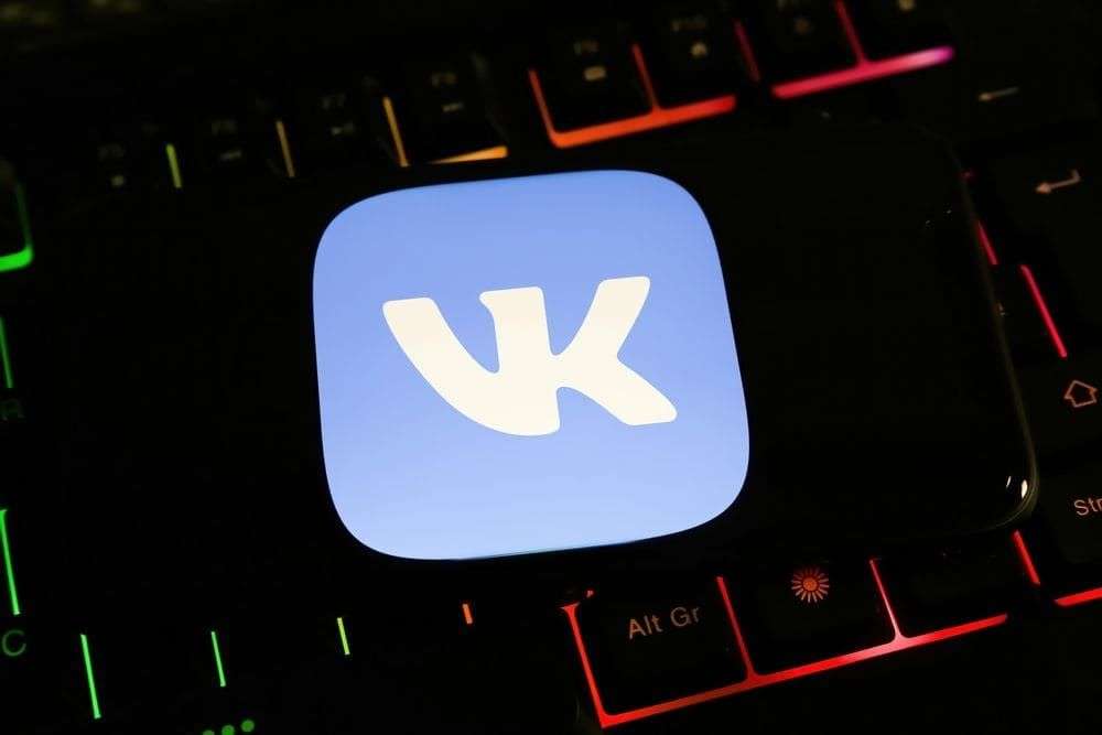 Знакомство с социальной сетью VK